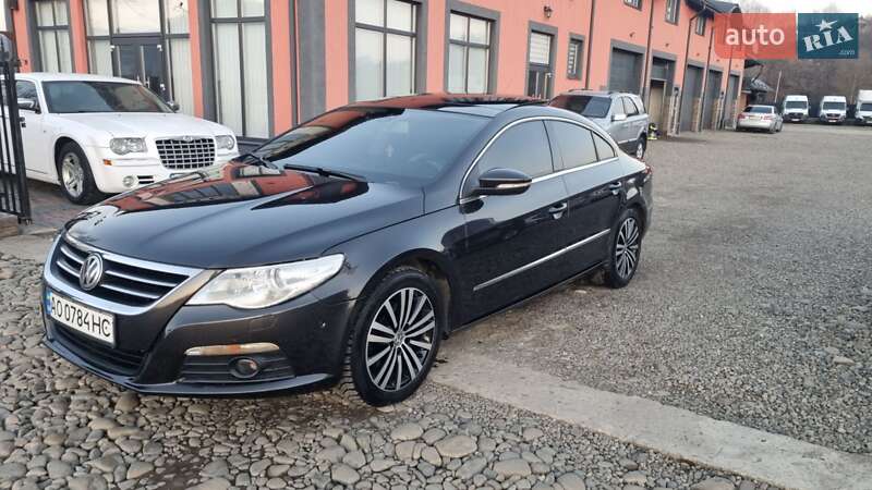 Купе Volkswagen CC / Passat CC 2008 в Тячеві