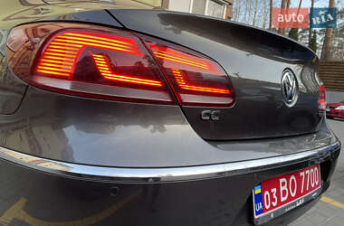 Купе Volkswagen CC / Passat CC 2013 в Киеве