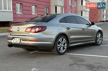 Купе Volkswagen CC / Passat CC 2010 в Виннице