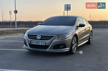 Купе Volkswagen CC / Passat CC 2010 в Виннице