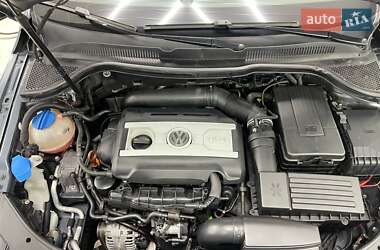 Купе Volkswagen CC / Passat CC 2010 в Луцьку