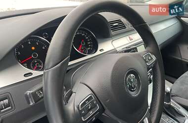 Купе Volkswagen CC / Passat CC 2010 в Луцьку