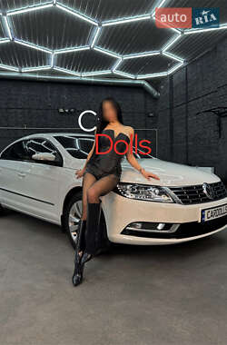 Купе Volkswagen CC / Passat CC 2012 в Киеве