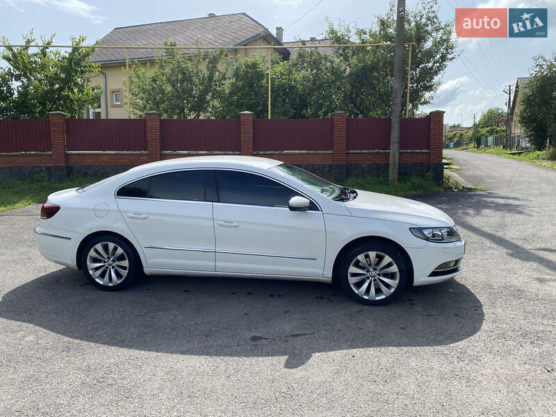 Купе Volkswagen CC / Passat CC 2013 в Мукачево