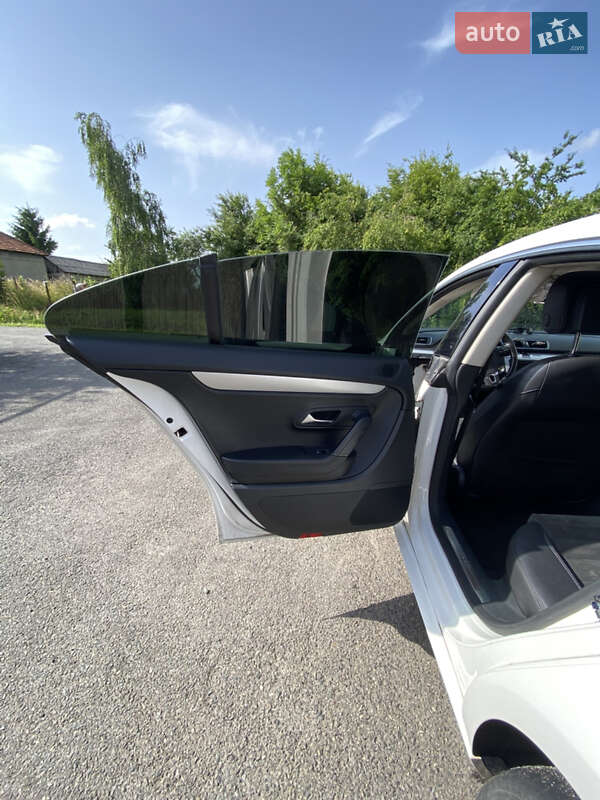 Купе Volkswagen CC / Passat CC 2013 в Мукачево