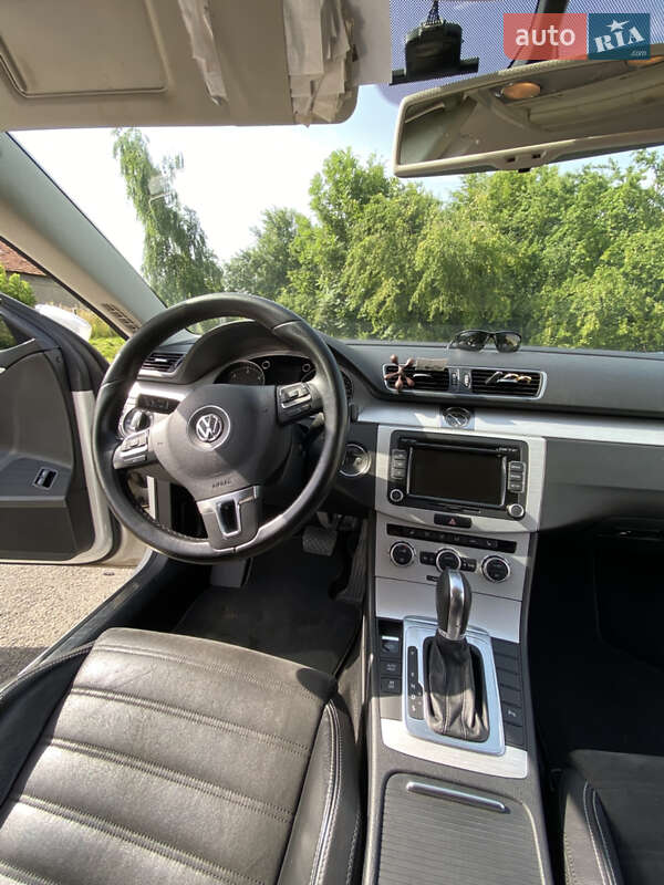 Купе Volkswagen CC / Passat CC 2013 в Мукачево