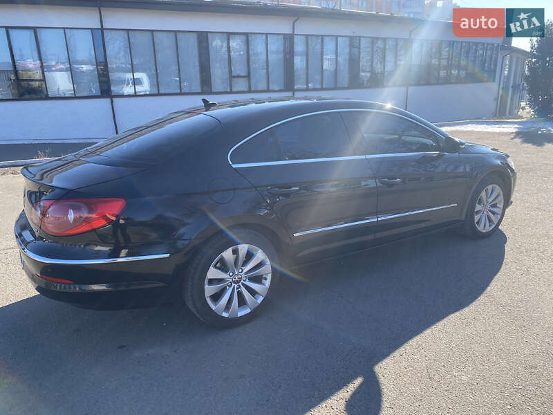 Купе Volkswagen CC / Passat CC 2010 в Ровно