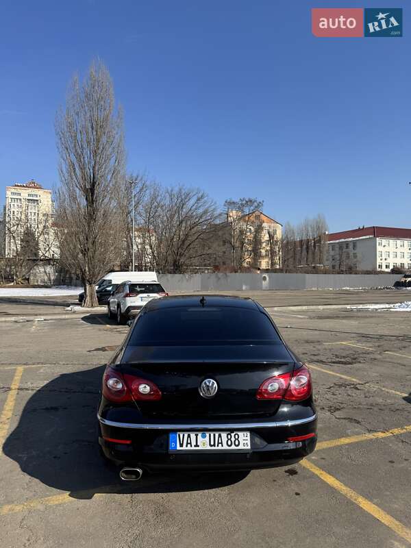 Купе Volkswagen CC / Passat CC 2010 в Киеве