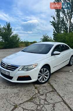 Купе Volkswagen CC / Passat CC 2010 в 