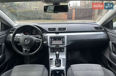 Купе Volkswagen CC / Passat CC 2011 в Львове