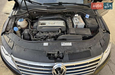 Купе Volkswagen CC / Passat CC 2012 в 
