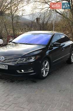 Купе Volkswagen CC / Passat CC 2013 в Чернівцях