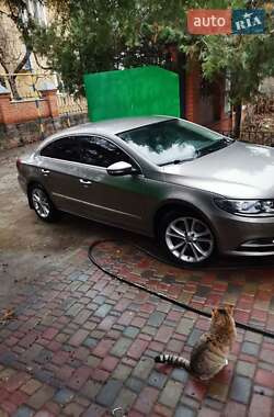 Купе Volkswagen CC / Passat CC 2013 в 