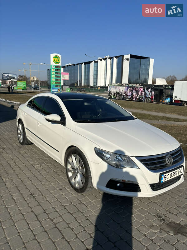 Купе Volkswagen CC / Passat CC 2010 в Новом Роздоле