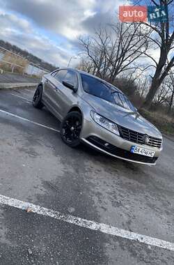 Купе Volkswagen CC / Passat CC 2013 в 
