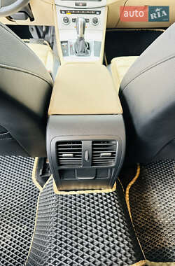 Купе Volkswagen CC / Passat CC 2012 в 