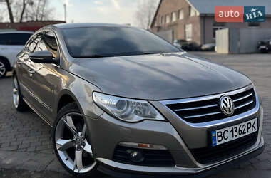 Купе Volkswagen CC / Passat CC 2011 в Львові