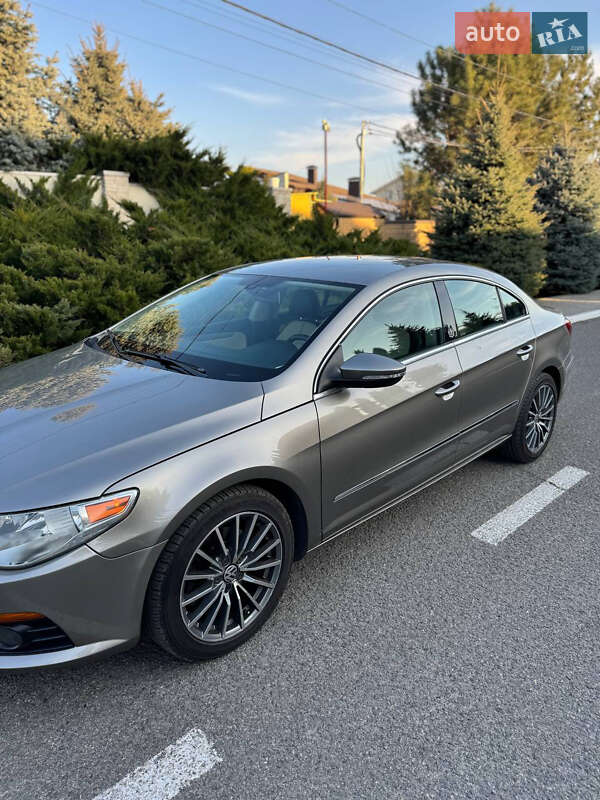 Купе Volkswagen CC / Passat CC 2010 в Днепре