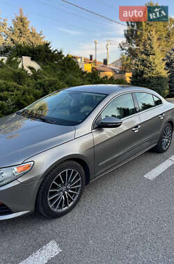 Купе Volkswagen CC / Passat CC 2010 в 