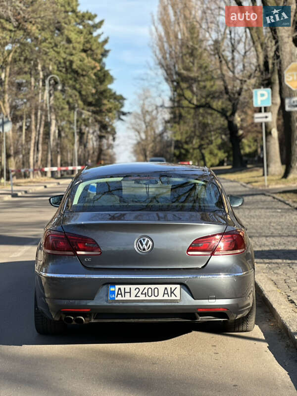 Купе Volkswagen CC / Passat CC 2012 в Киеве