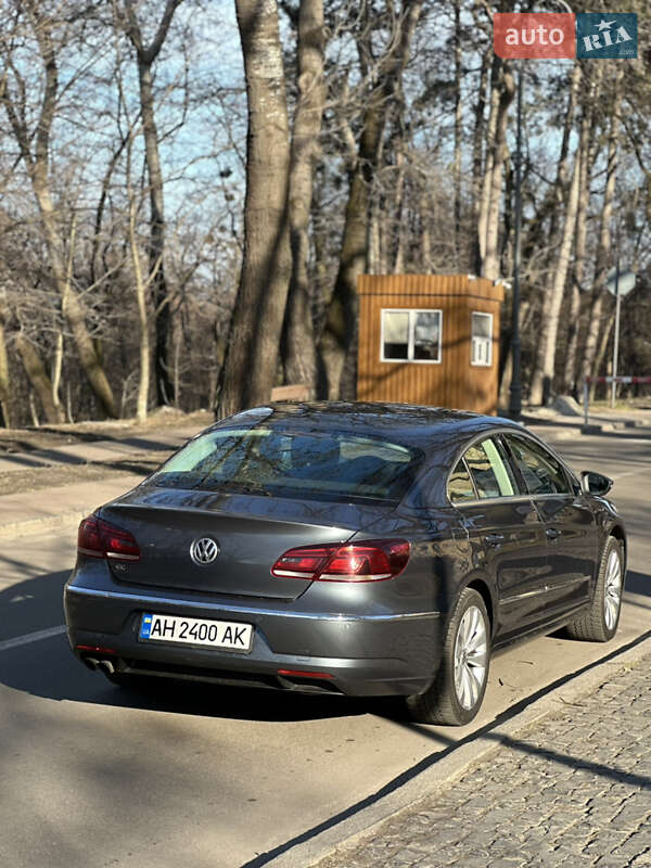 Купе Volkswagen CC / Passat CC 2012 в Киеве