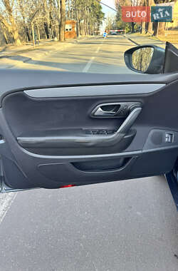 Купе Volkswagen CC / Passat CC 2012 в 