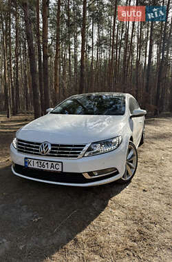 Купе Volkswagen CC / Passat CC 2015 в Києві