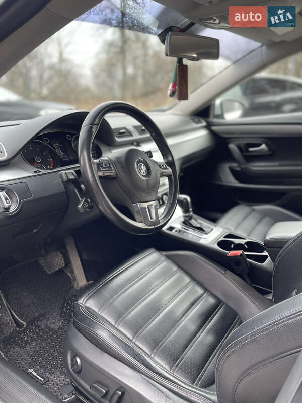Купе Volkswagen CC / Passat CC 2011 в Львове фото 17 Купе Volkswagen CC / Passat CC 2011 в Львове
