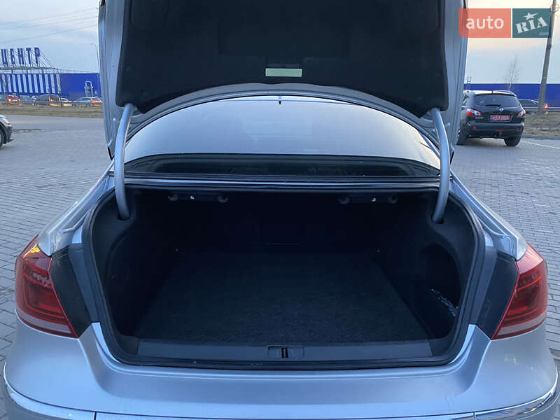 Купе Volkswagen CC / Passat CC 2016 в Ровно