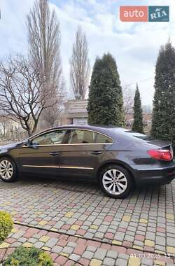 Купе Volkswagen CC / Passat CC 2010 в Дубні