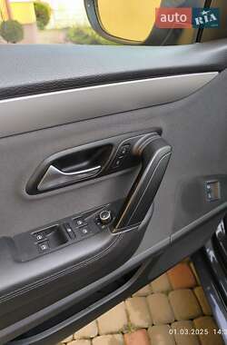 Купе Volkswagen CC / Passat CC 2010 в 