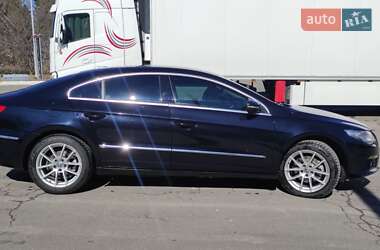 Купе Volkswagen CC / Passat CC 2011 в 