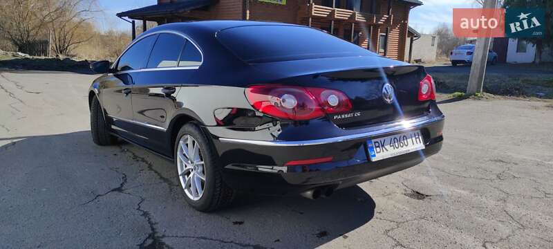 Купе Volkswagen CC / Passat CC 2011 в Дубні фото 6 Купе Volkswagen CC / Passat CC 2011 в Дубні