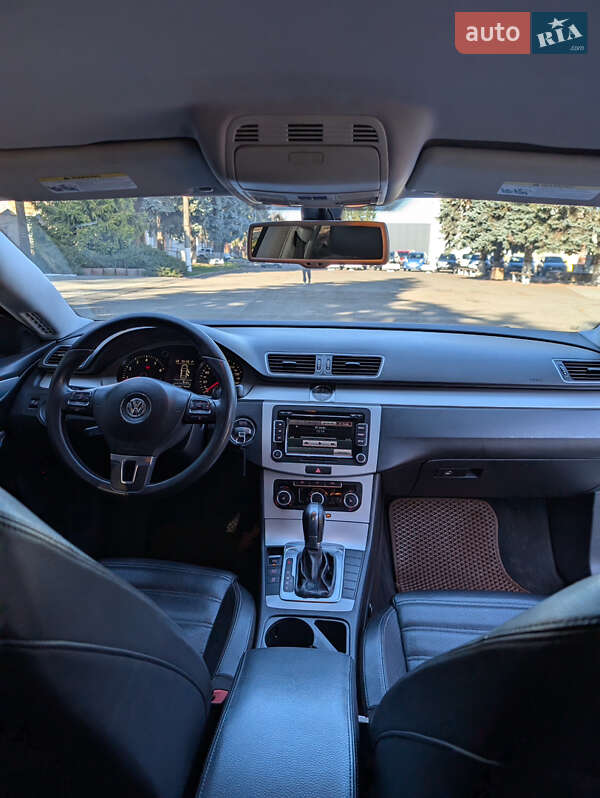 Купе Volkswagen CC / Passat CC 2011 в Бершади
