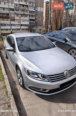 Купе Volkswagen CC / Passat CC 2013 в 