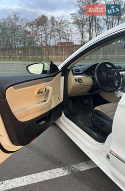 Купе Volkswagen CC / Passat CC 2012 в 