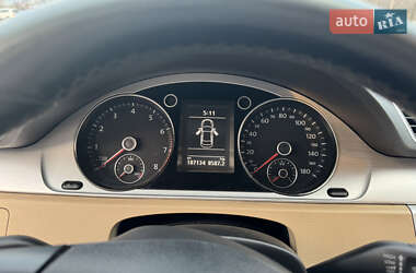 Купе Volkswagen CC / Passat CC 2012 в 