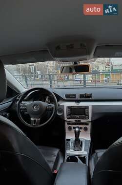 Купе Volkswagen CC / Passat CC 2012 в 