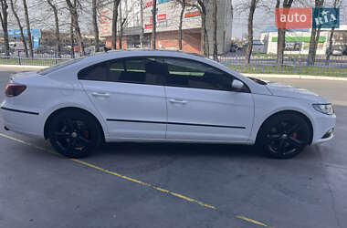 Купе Volkswagen CC / Passat CC 2013 в 