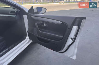 Купе Volkswagen CC / Passat CC 2013 в 
