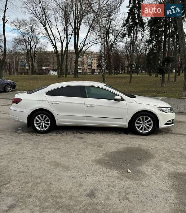 Купе Volkswagen CC / Passat CC 2012 в Виннице