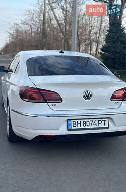 Купе Volkswagen CC / Passat CC 2012 в 
