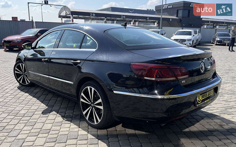 Купе Volkswagen CC / Passat CC 2013 в Мукачевому