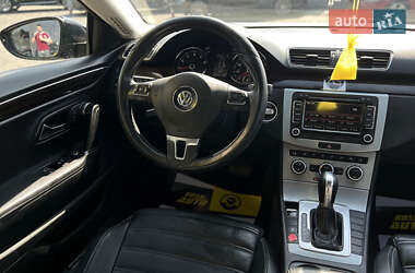 Купе Volkswagen CC / Passat CC 2013 в 