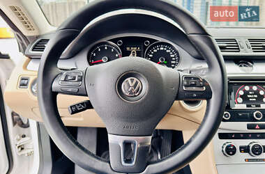 Купе Volkswagen CC / Passat CC 2013 в 