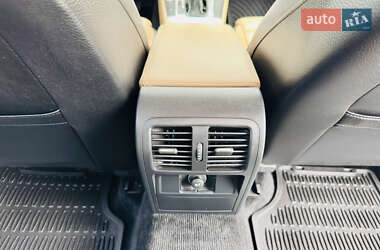 Купе Volkswagen CC / Passat CC 2013 в 