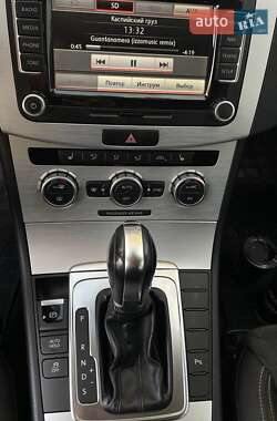 Купе Volkswagen CC / Passat CC 2012 в 