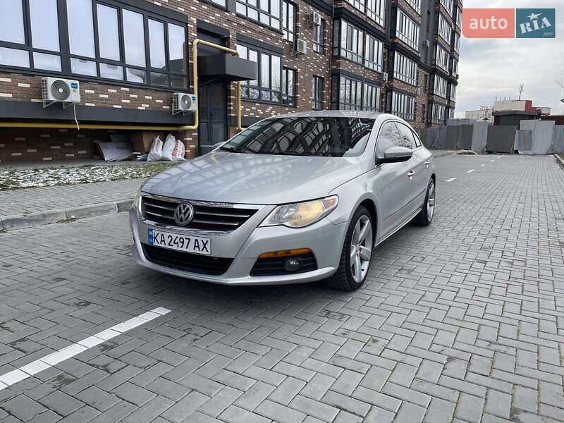 Купе Volkswagen CC / Passat CC 2011 в Киеве