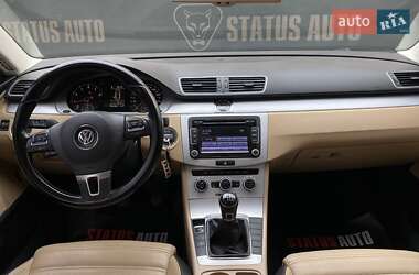 Купе Volkswagen CC / Passat CC 2012 в 