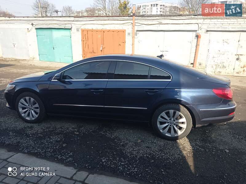 Купе Volkswagen CC / Passat CC 2011 в Луцке